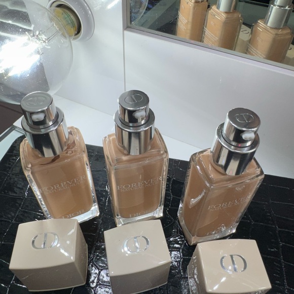 Dior Glow foundation New pack of 3 color 3CR - Picture 1 of 5